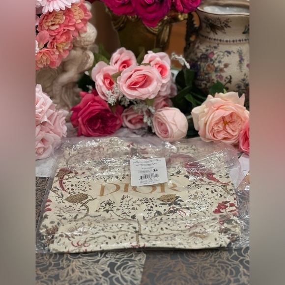 NEW Christian Dior Tiger Pattern Tote 2023 GWP for Japan Limited Edition - Picture 4 of 4